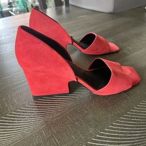 Uterque red heels, never worn